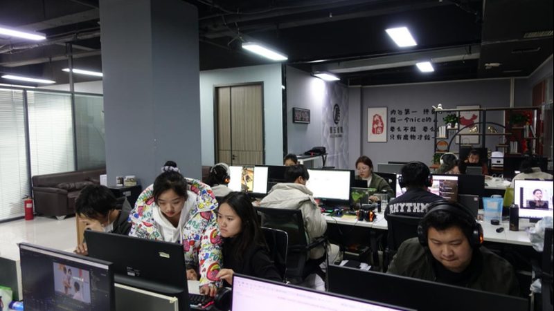 直播代运营与自播成本：揭秘差异与选择之道
