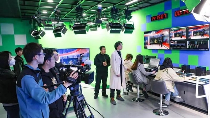 目前市场上的手机版剪辑软件种类繁多，大致可以分为以下几类：